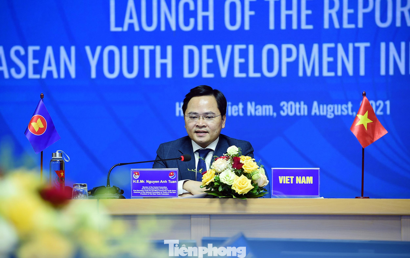 Anh Nguyễn Anh Tuấn phát biểu tại chương trình. Ảnh: Xuân Tùng Anh Nguyễn Anh Tuấn phát biểu tại chương trình. Ảnh: Xuân Tùng