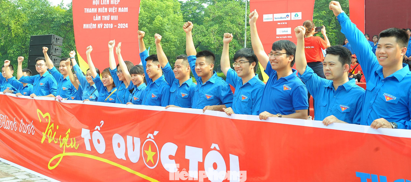 Hành trình “Tôi yêu Tổ quốc tôi” 2021 có hai nội dung. (Trong ảnh, là lễ phát động hành trình năm 2019). Ảnh: Xuân Tùng