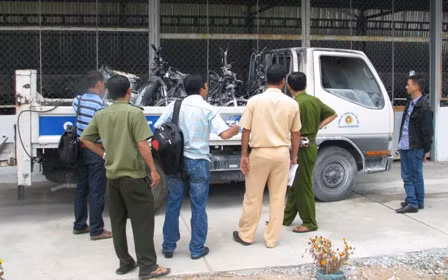 Cơ quan chức năng đang cho khám nghiệm hiện trường để làm rõ nguyên nhân