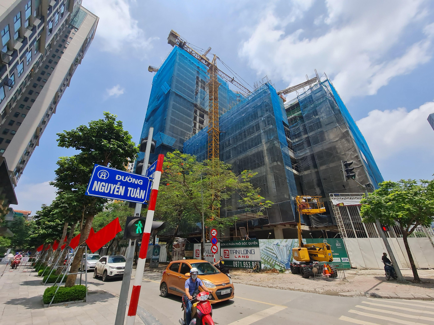 Ngân hàng Nhà nước đang lấy ý kiến dự thảo Thông tư quy định về bảo lãnh ngân hàng, trong đó có quy định về bảo lãnh nhà ở hình thành trong tương lai. Ngân hàng Nhà nước đang lấy ý kiến dự thảo Thông tư quy định về bảo lãnh ngân hàng, trong đó có quy định về bảo lãnh nhà ở hình thành trong tương lai.