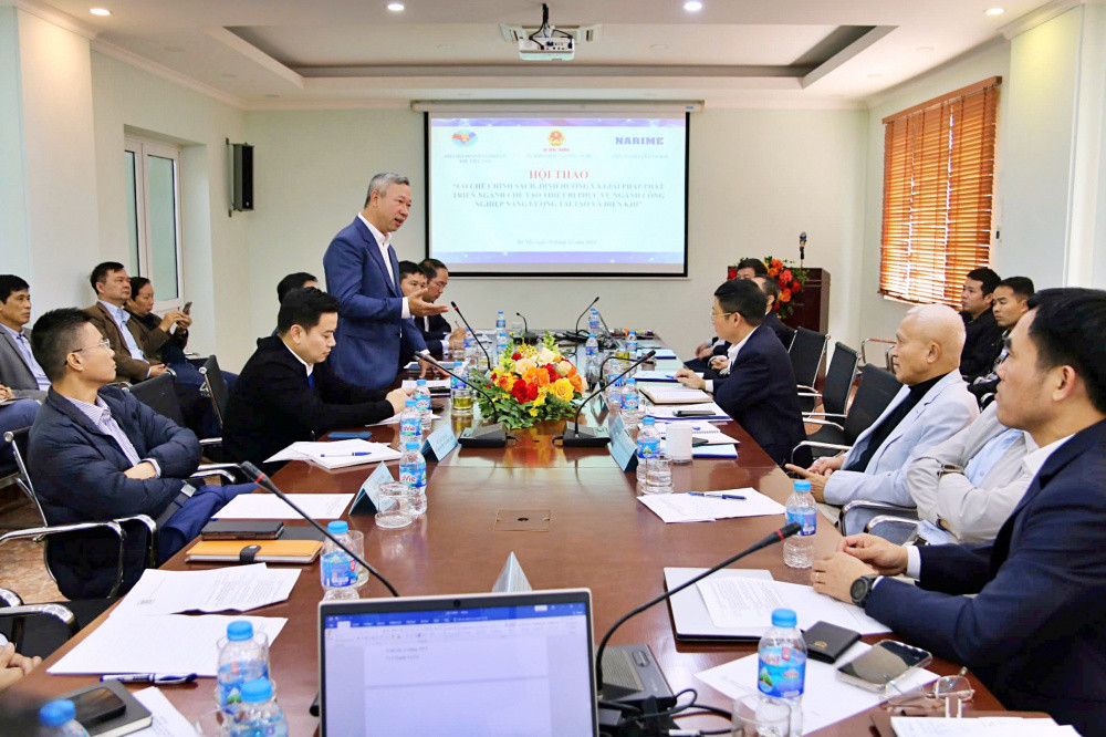 Cục trưởng Cục Công nghiệp Phạm Nguyên Hùng phát biểu tại hội thảo