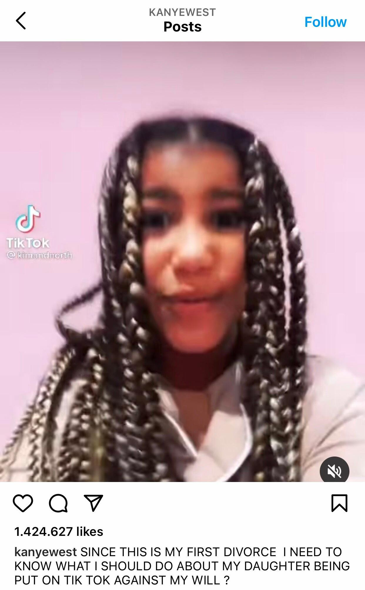 Trước đó, chủ nhân hit không ít lần bày tỏ sự phản đối của mình về việc Kim cho phép bé North sử dụng mạng xã hội TikTok trong các buổi phỏng vấn. Trước đó, chủ nhân hit không ít lần bày tỏ sự phản đối của mình về việc Kim cho phép bé North sử dụng mạng xã hội TikTok trong các buổi phỏng vấn.