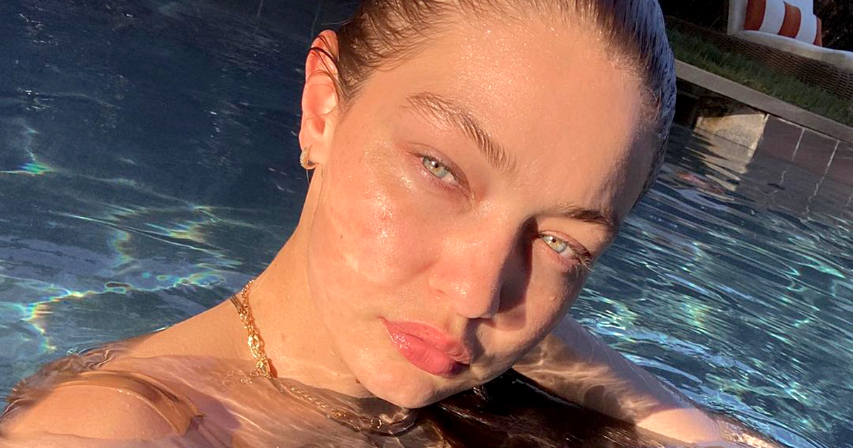 Bức ảnh chụp tại hồ bơi của cô chị từng làm truyền thông quốc tế dậy sóng vì quá đẹp.