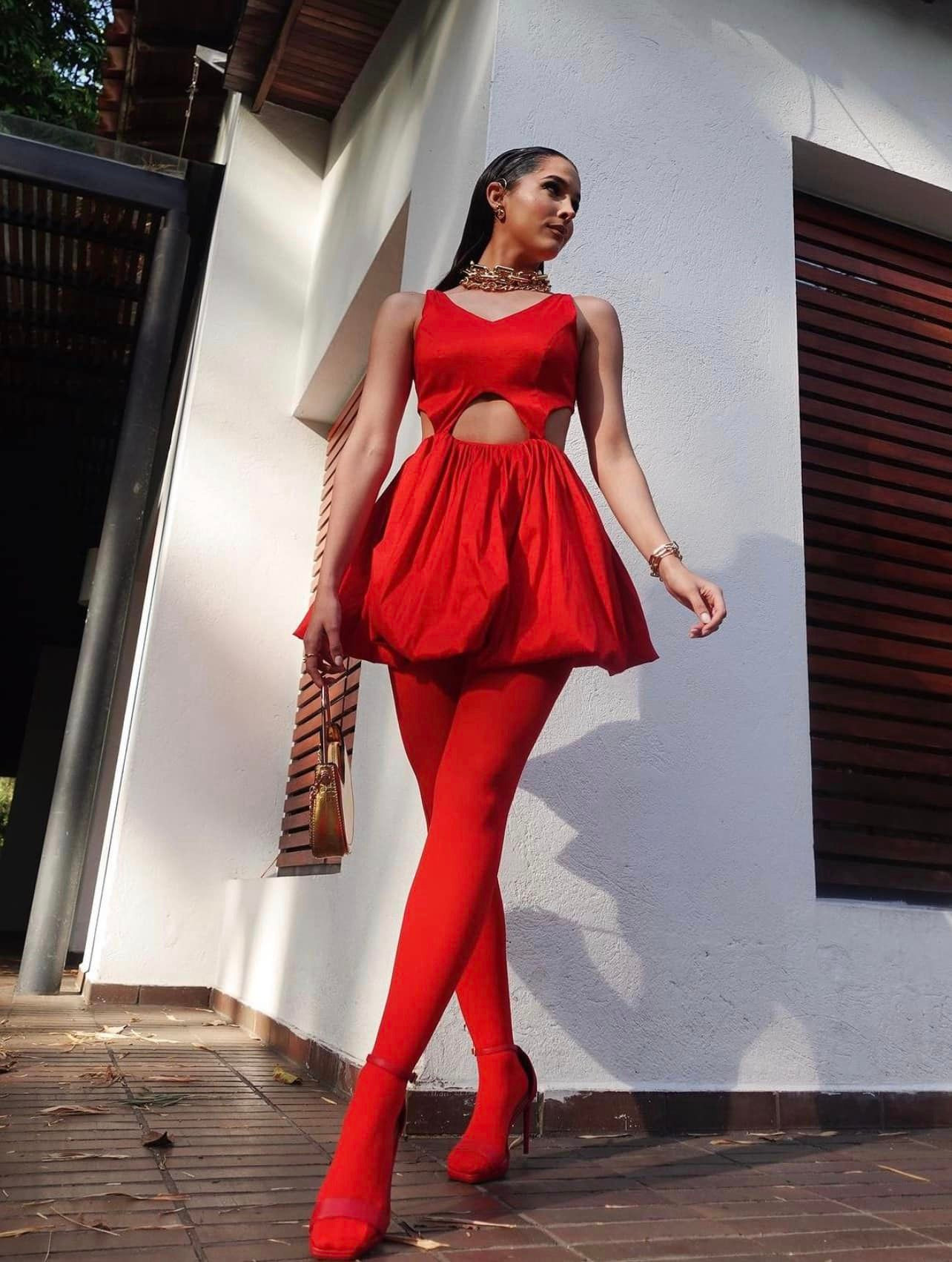 Đương kim Hoa hậu Quốc tế 2023 Andrea Rubio bị chê già, sến.