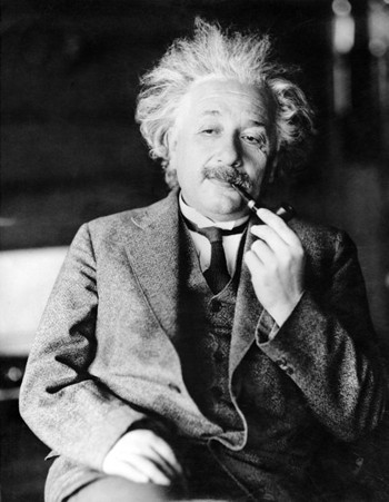 Thuyết tương đối hẹp của Albert Einstein khẳng định mọi vật trong vũ trụ không thể di chuyển nhanh hơn vận tốc ánh sáng