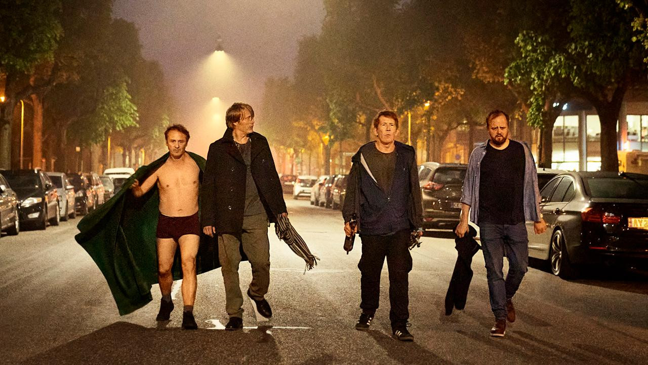 Các thầy cũng "xõa"- cảnh trong phim Druk