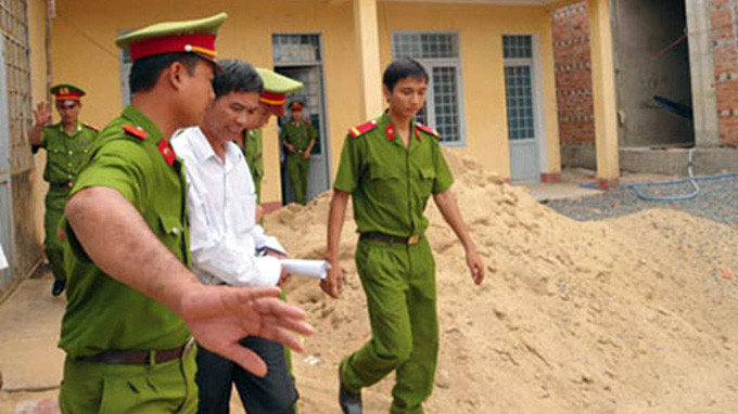 Ông Nguyễn Tuấn Cảnh, phó giám đốc Sở Tư pháp tỉnh Bình Phước, bị lực lượng công an bắt giữ ngày 22/2