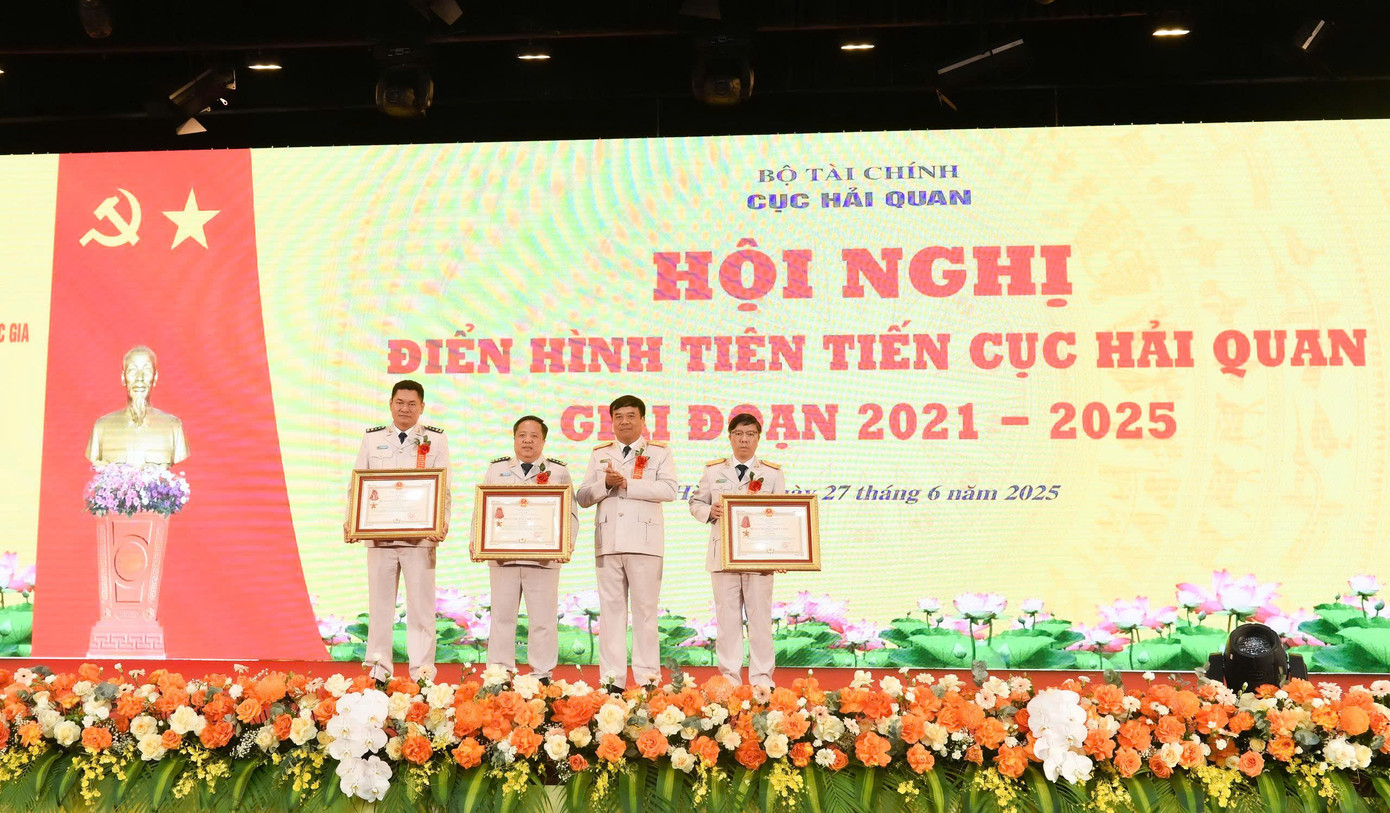 Cục Hải quan vinh danh những cá nhân điển hình tiên tiến của ngành giai đoạn 2021-2025