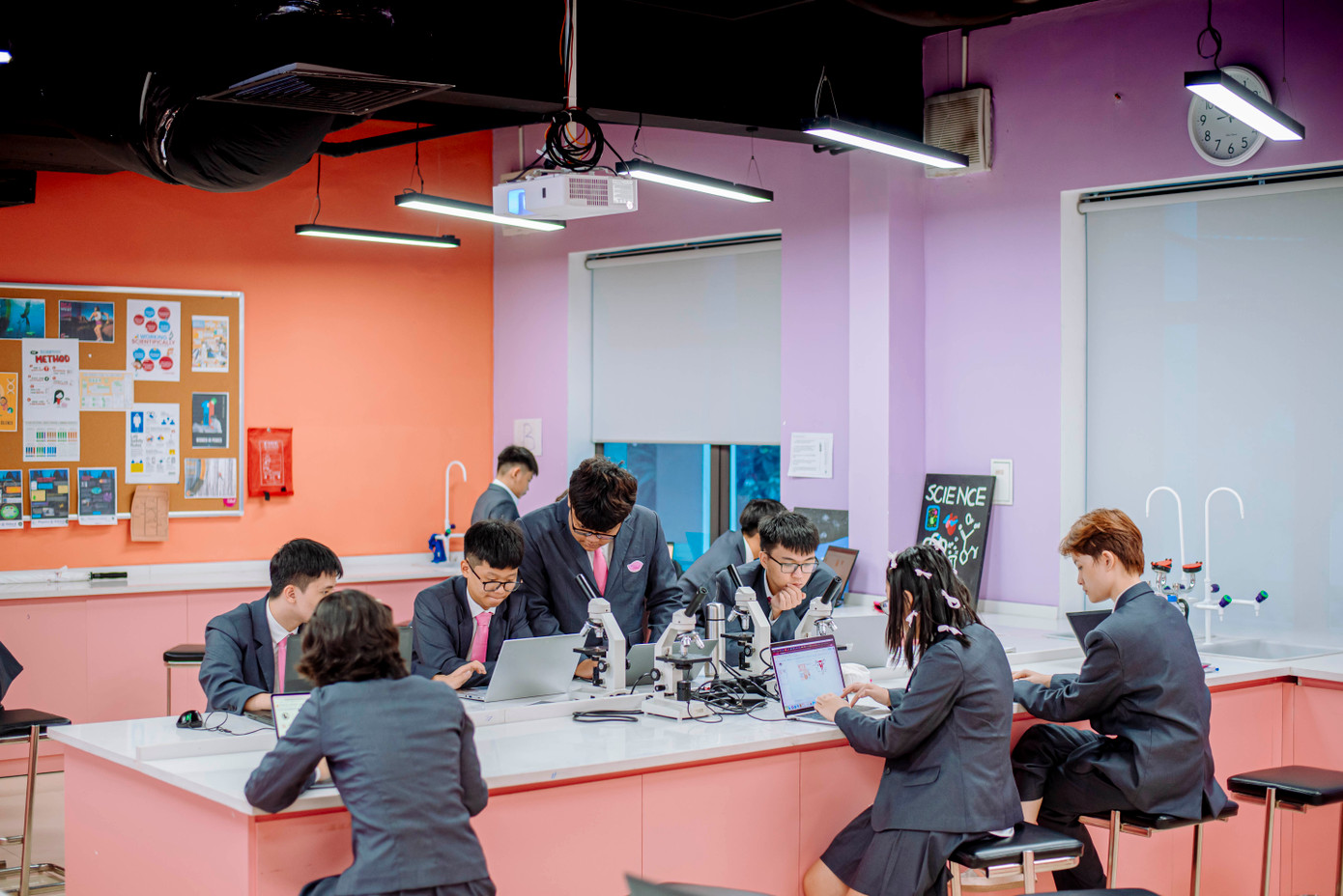 Học sinh TH School Vinh