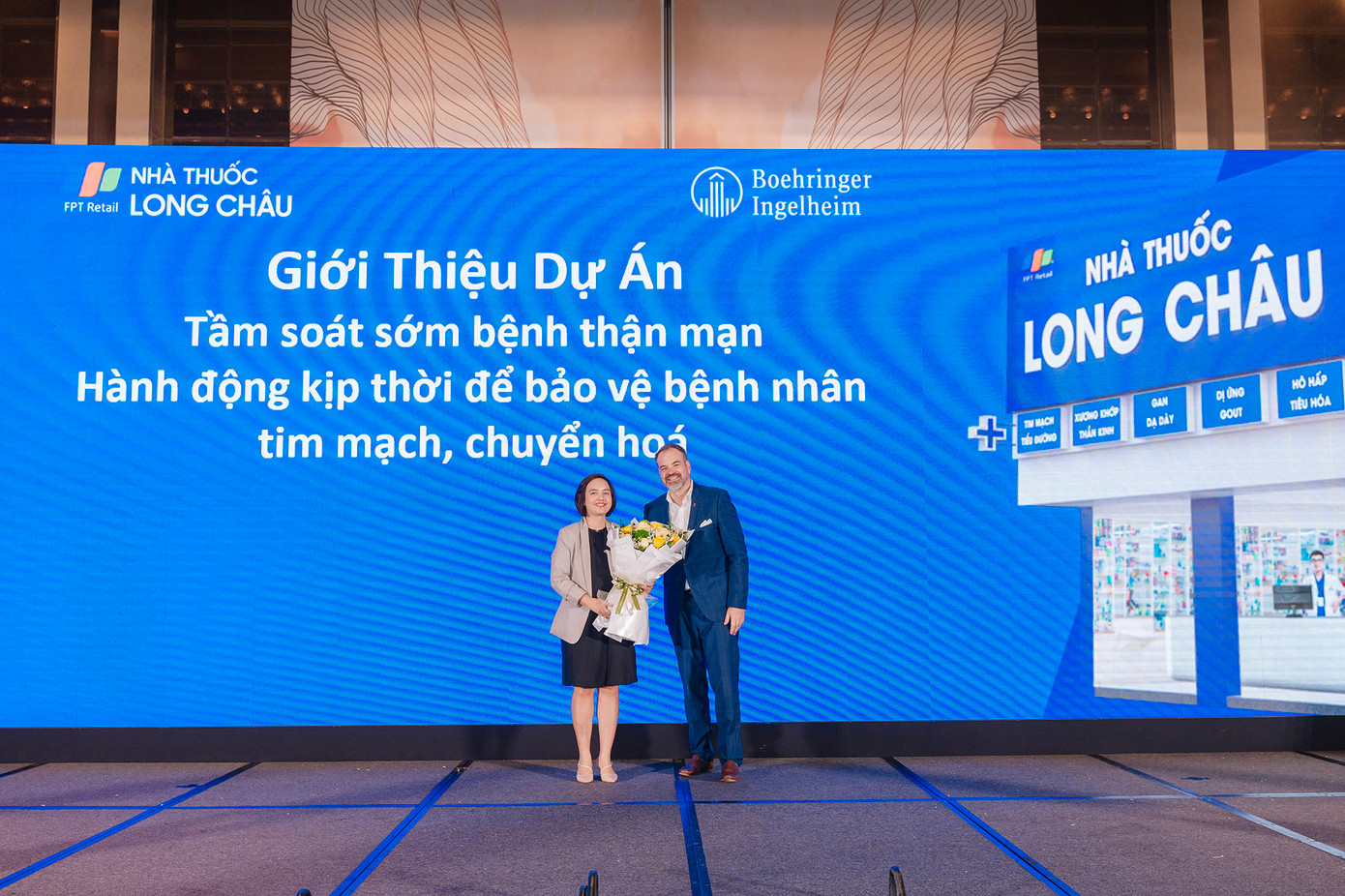 Nhà thuốc Long Châu hợp lực cùng Boehringer Ingelheim, Công ty dược phẩm hàng đầu của Đức công bố triển khai chương trình tầm soát sớm bệnh thận mạn Nhà thuốc Long Châu hợp lực cùng Boehringer Ingelheim, Công ty dược phẩm hàng đầu của Đức công bố triển khai chương trình tầm soát sớm bệnh thận mạn