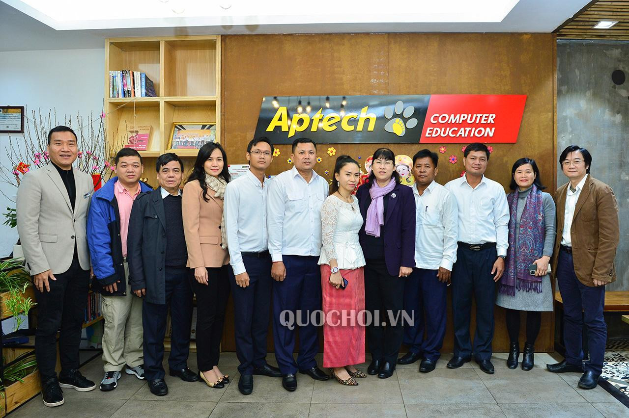 Aptech đào tạo CNTT cho cán bộ Quốc hội Campuchia tại cơ sở 19 Lê Thanh Nghị