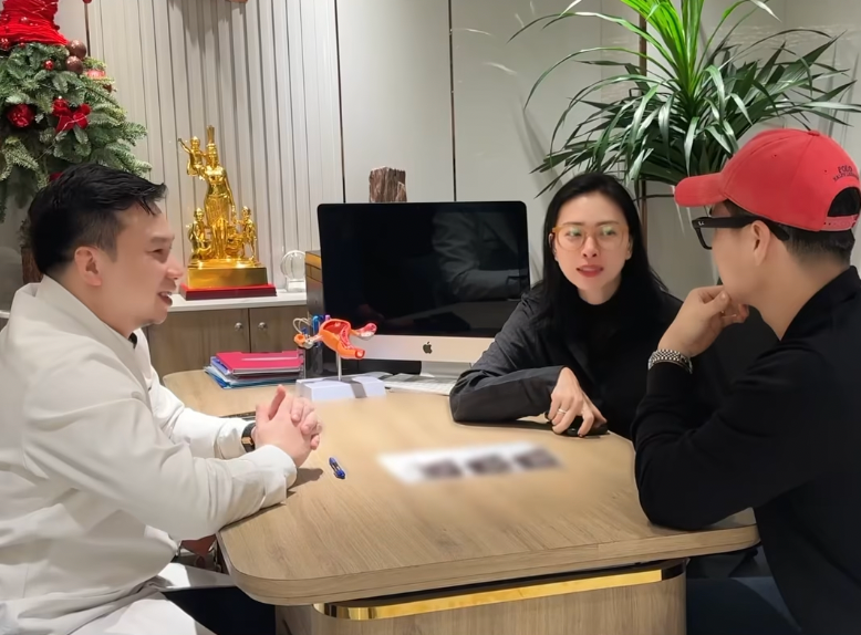 Buổi thăm khám của Ngô Thanh Vân - Huy Trần và Bác sĩ Tăng Đức Cương