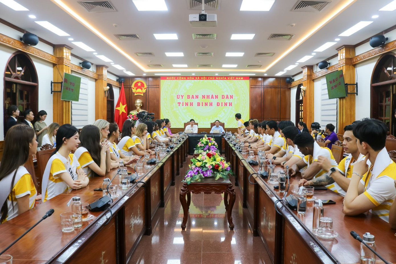 Quang cảnh buổi gặp mặt Quang cảnh buổi gặp mặt