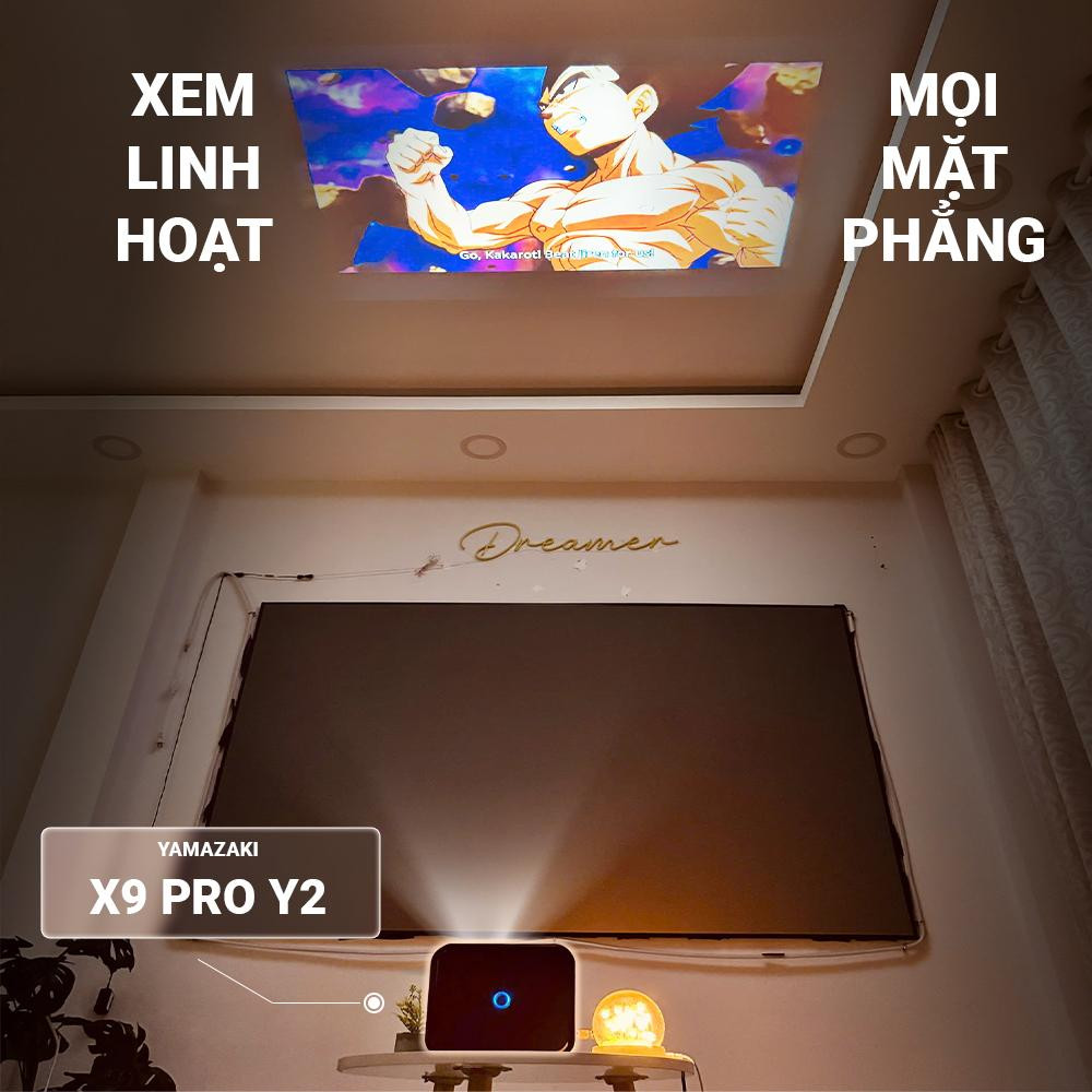 Máy chiếu trong phòng ngủ/ phòng khách