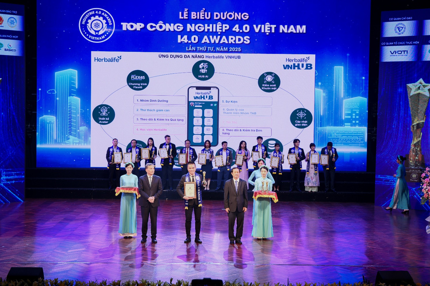 Herbalife tiếp tục được vinh danh tại Top Công Nghiệp 4.0 Việt Nam 2025 Herbalife tiếp tục được vinh danh tại Top Công Nghiệp 4.0 Việt Nam 2025