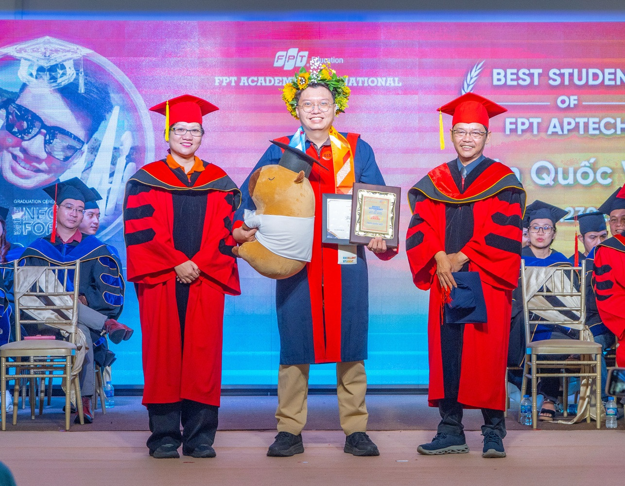 Trần Quốc Việt chuyển hướng sang ngành CNTT - lập trình khi ngoài 30 tuổi, sau 2 năm anh đã có việc làm đúng chuyên ngành.