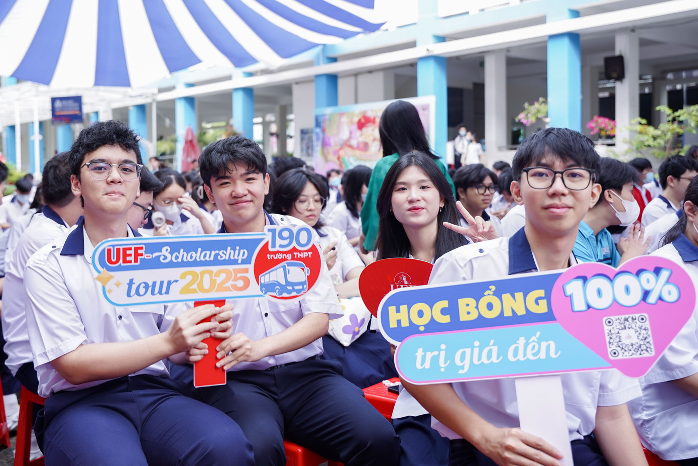 Chương trình trao học bổng trực tiếp đã được UEF triển khai tại 190 trường THPT