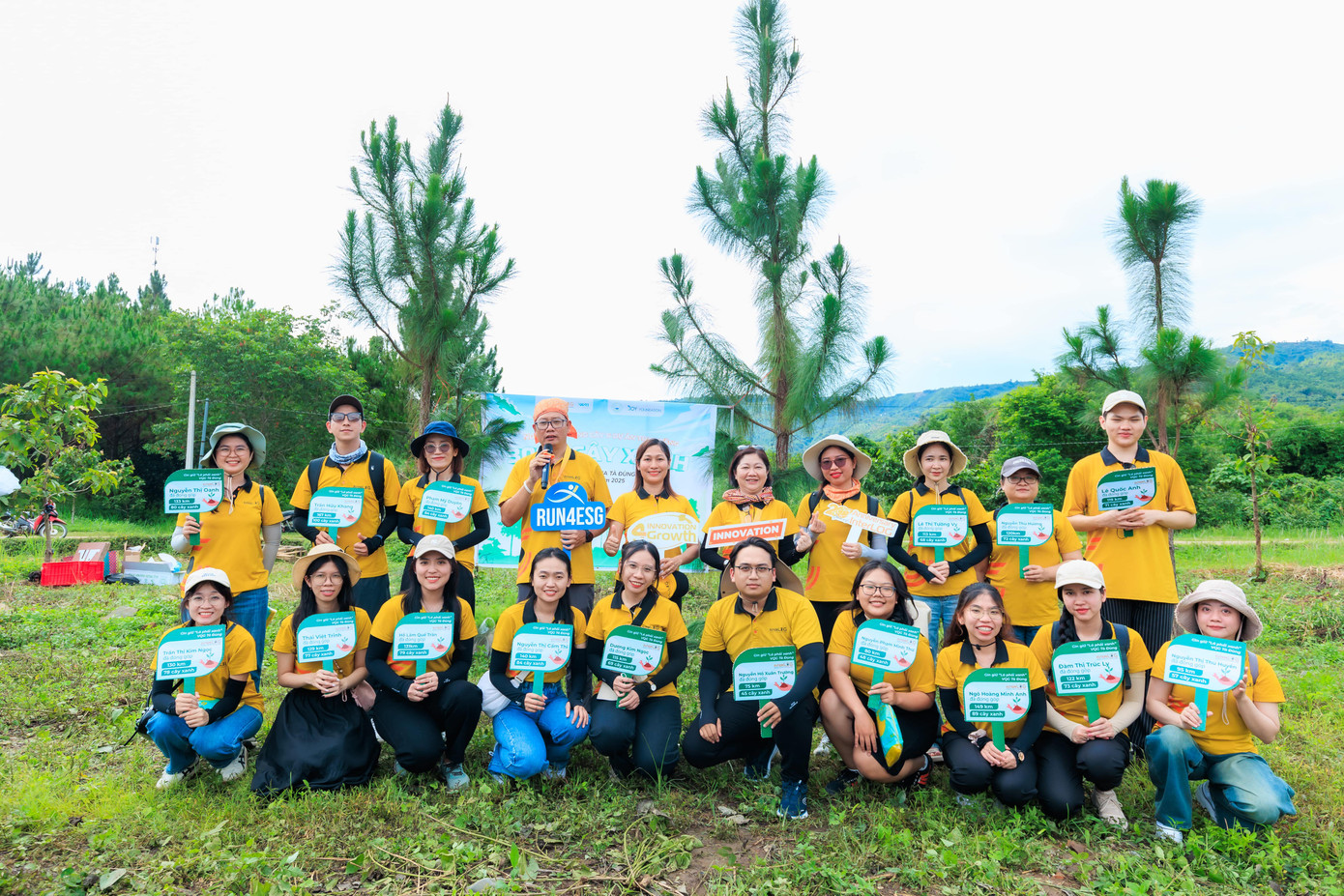 Tuyên dương những thành viên đã có thành tích xuất sắc nhất trong Run4ESG 2024