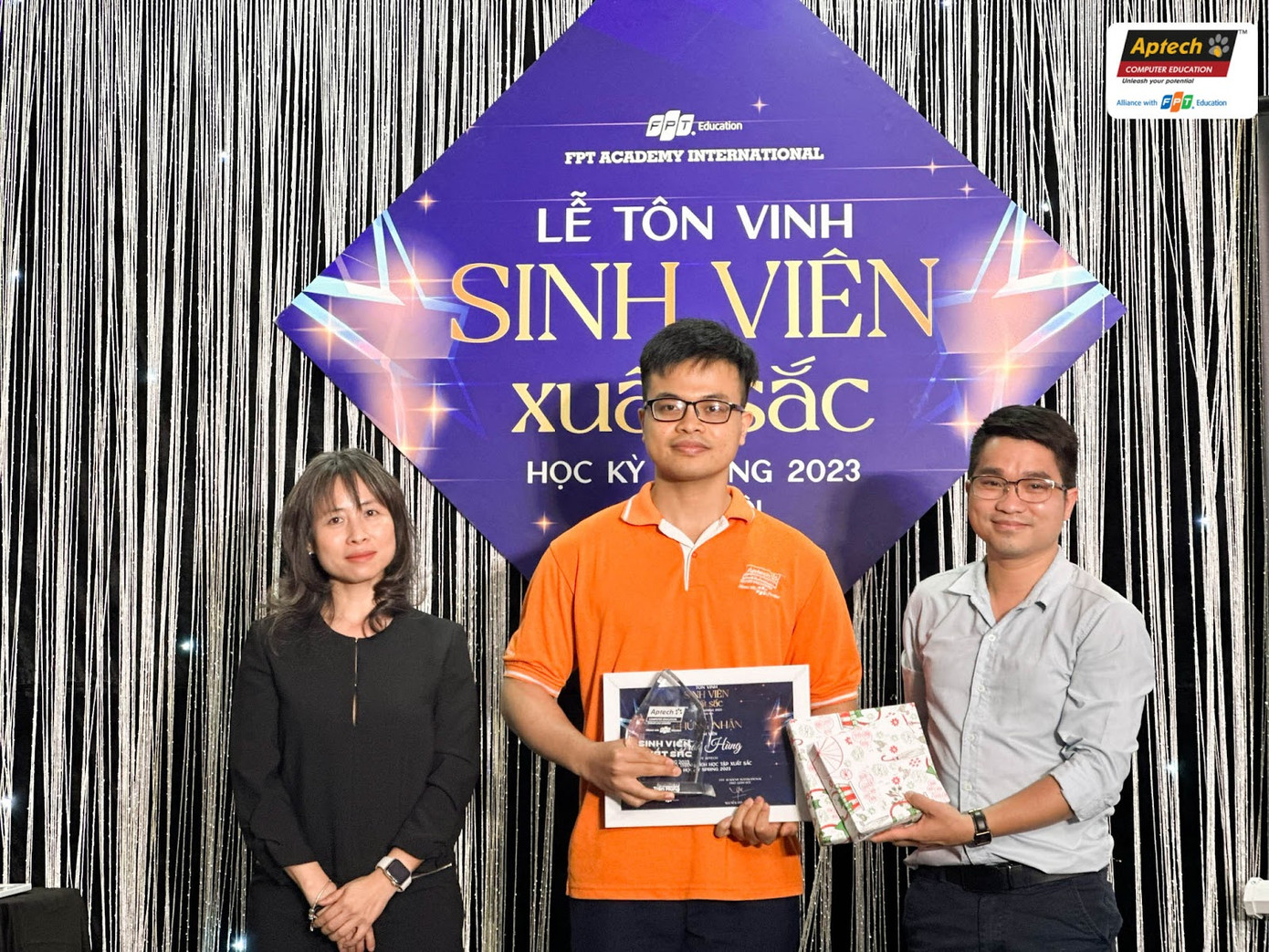 Trần Hùng có thành tích học tập xuất sắc và tích cực tham gia các cuộc thi công nghệ lớn