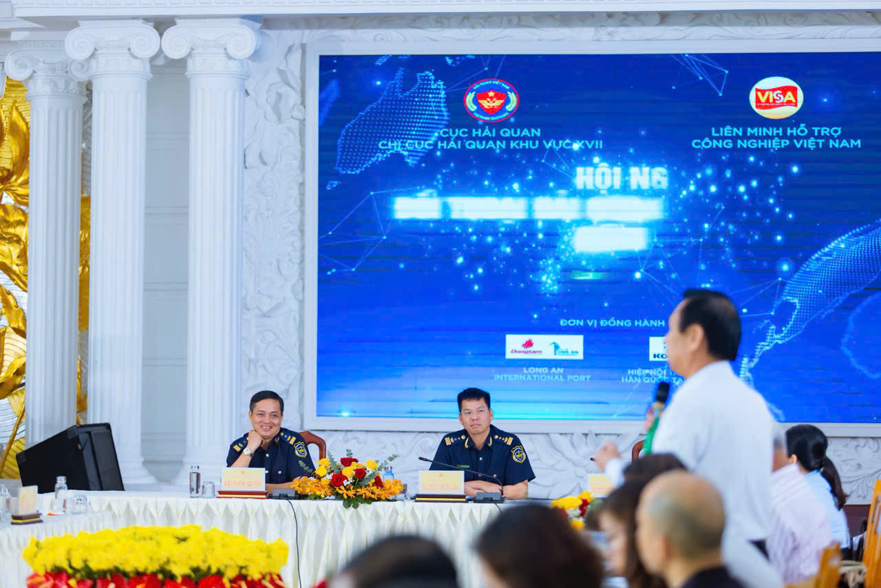 Cuộc đối thoại nhằm lắng nghe những khó khăn của doanh nghiệp để kiến nghị cấp có thẩm quyền những điều chỉnh chính sách