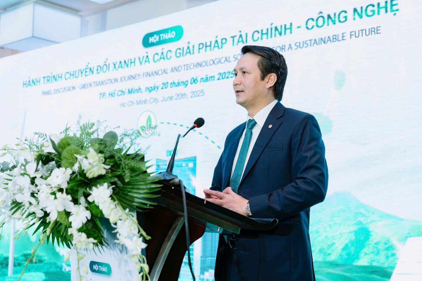 Ông Trần Long - Phó Tổng Giám đốc BIDV phát biểu tại hội thảo Ông Trần Long - Phó Tổng Giám đốc BIDV phát biểu tại hội thảo