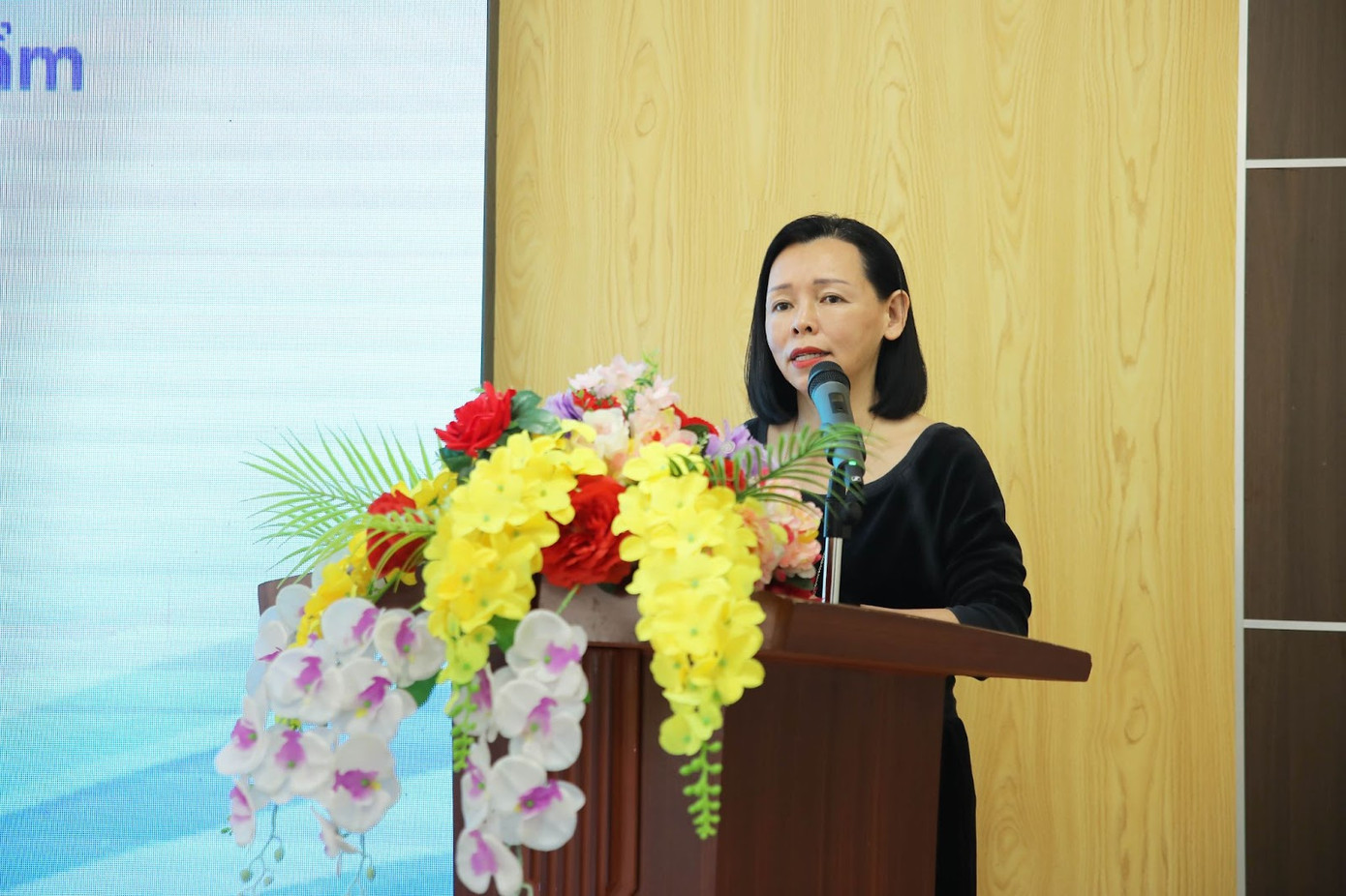 Bà Nguyễn Bạch Điệp, Chủ tịch kiêm Tổng Giám đốc hệ thống nhà thuốc Long Châu