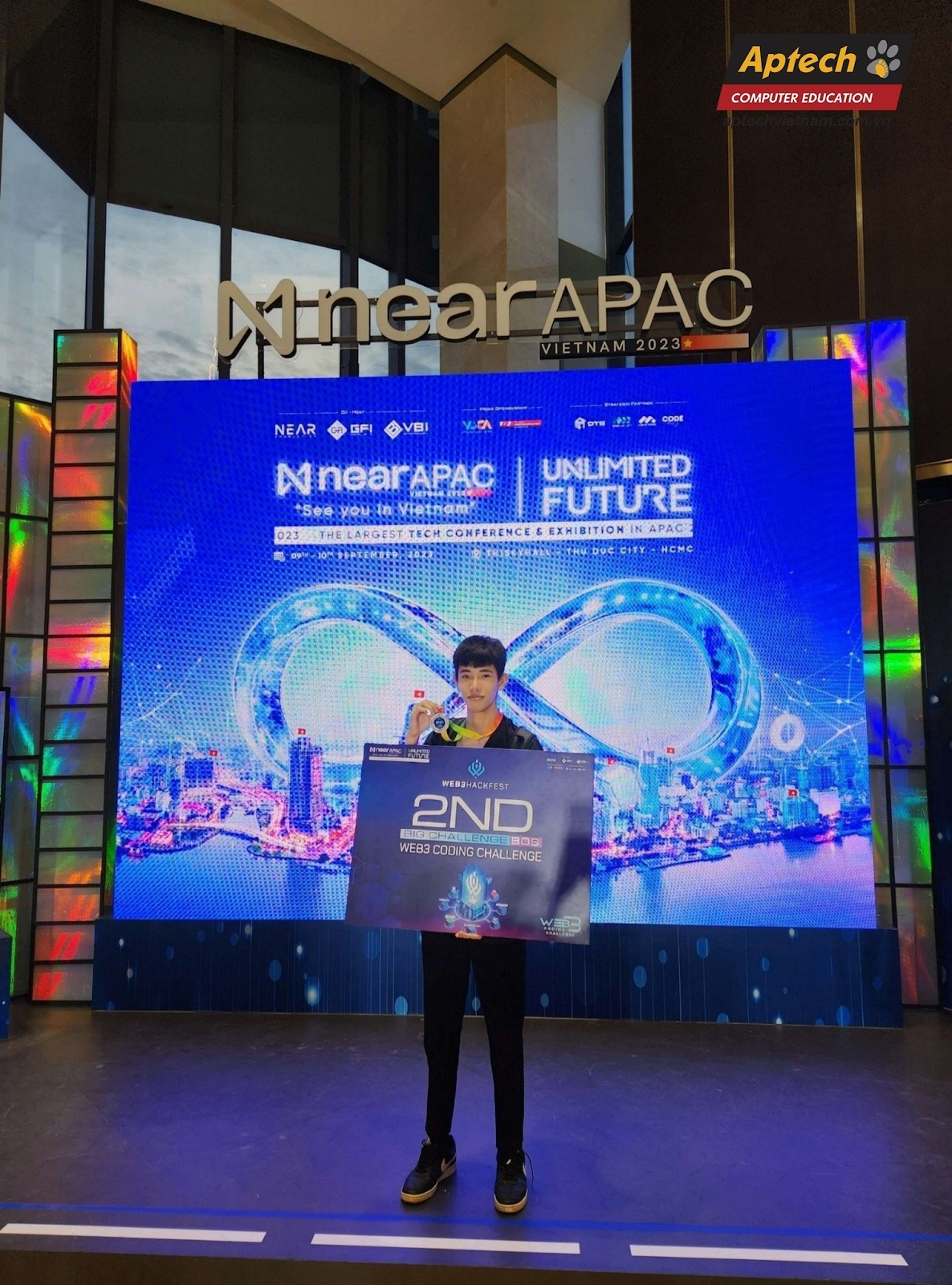 Trần Ngọc Hoàng Pích Xuất Sắc Đạt Giải Nhì Tại Cuộc Thi Web3 Hackfest Hackathon 2023