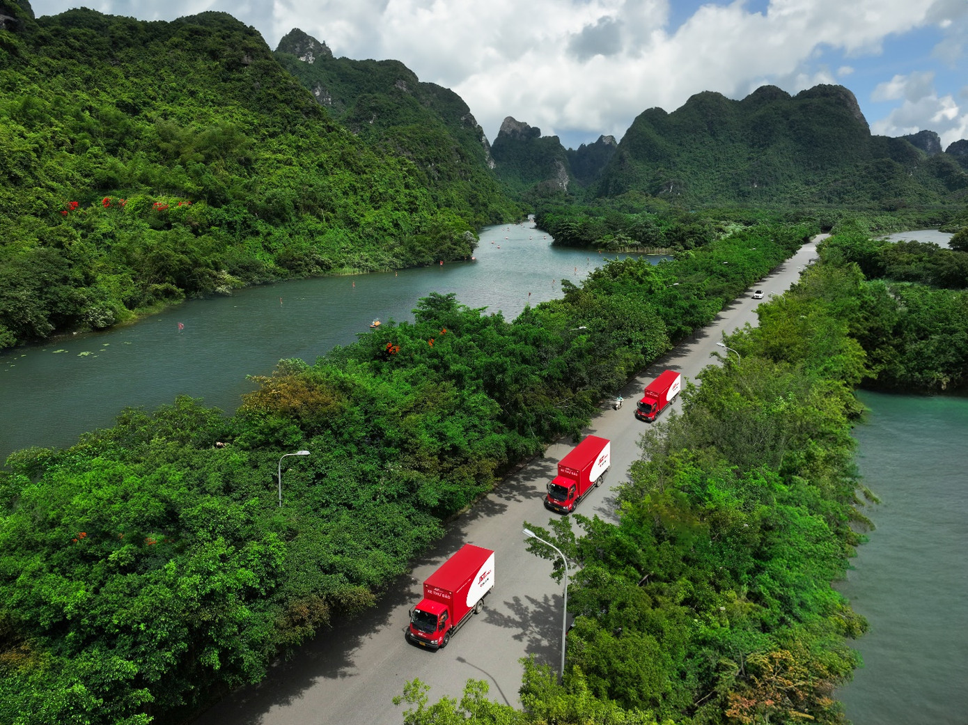 Logistic xanh được triển khai đa chiều, từ ứng dụng công nghệ, hạ tầng thông minh, tối ưu năng lượng vận tải đến sử dụng vật liệu thân thiện môi trường gắn với phát triển bền vững.