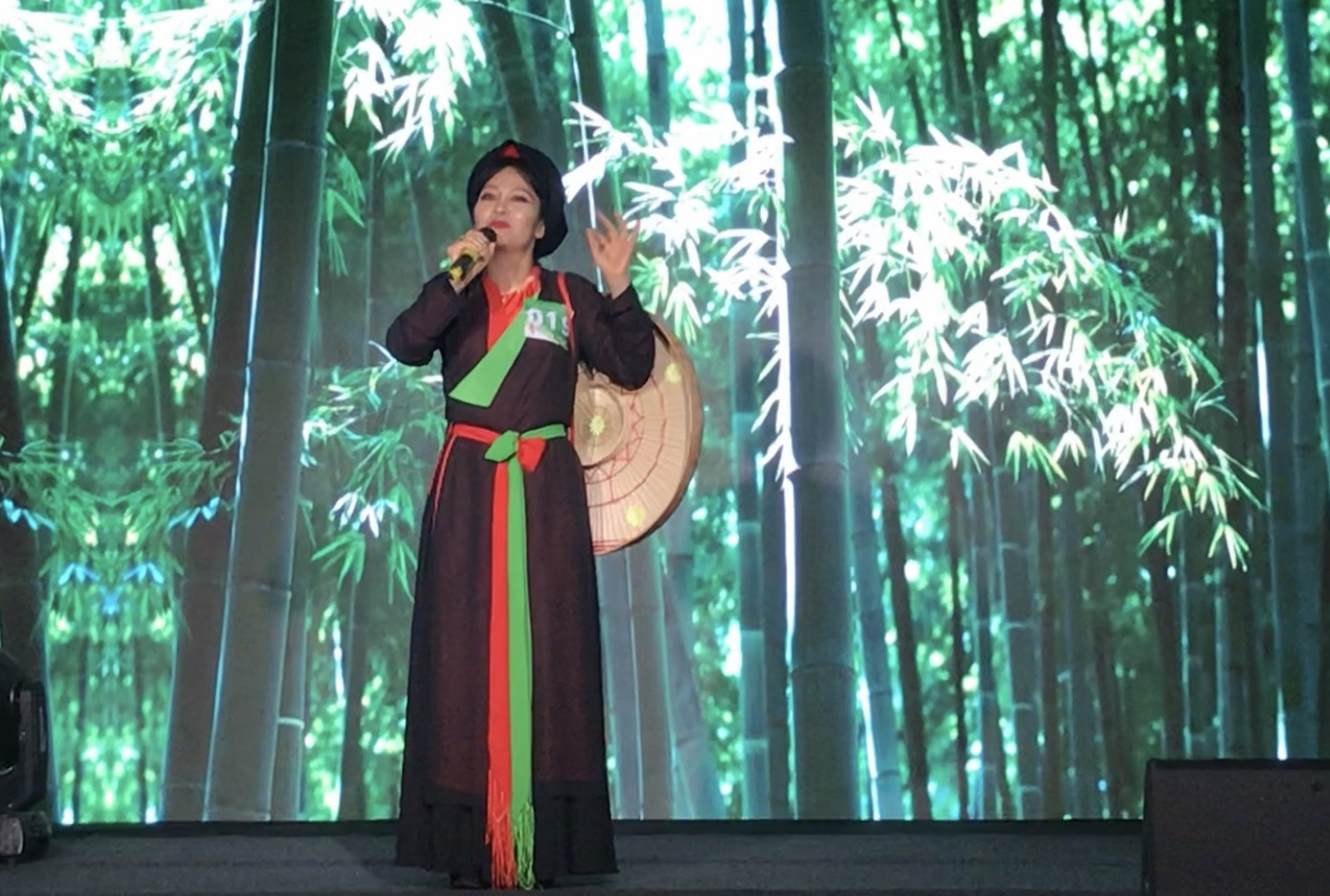 Da diết tiếng lòng Việt trên quê hương Chopin ảnh 4