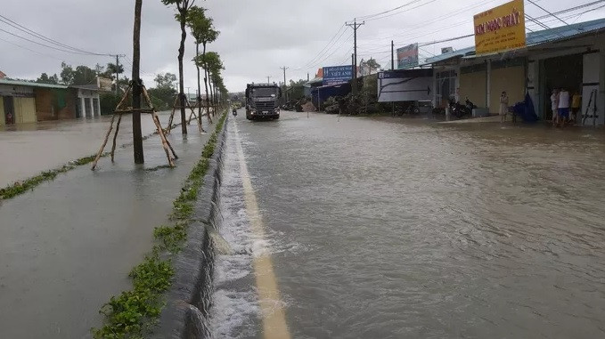 Phú Quốc lại sạt lở, ngập sâu sau cơn mưa lớn kéo dài ảnh 1