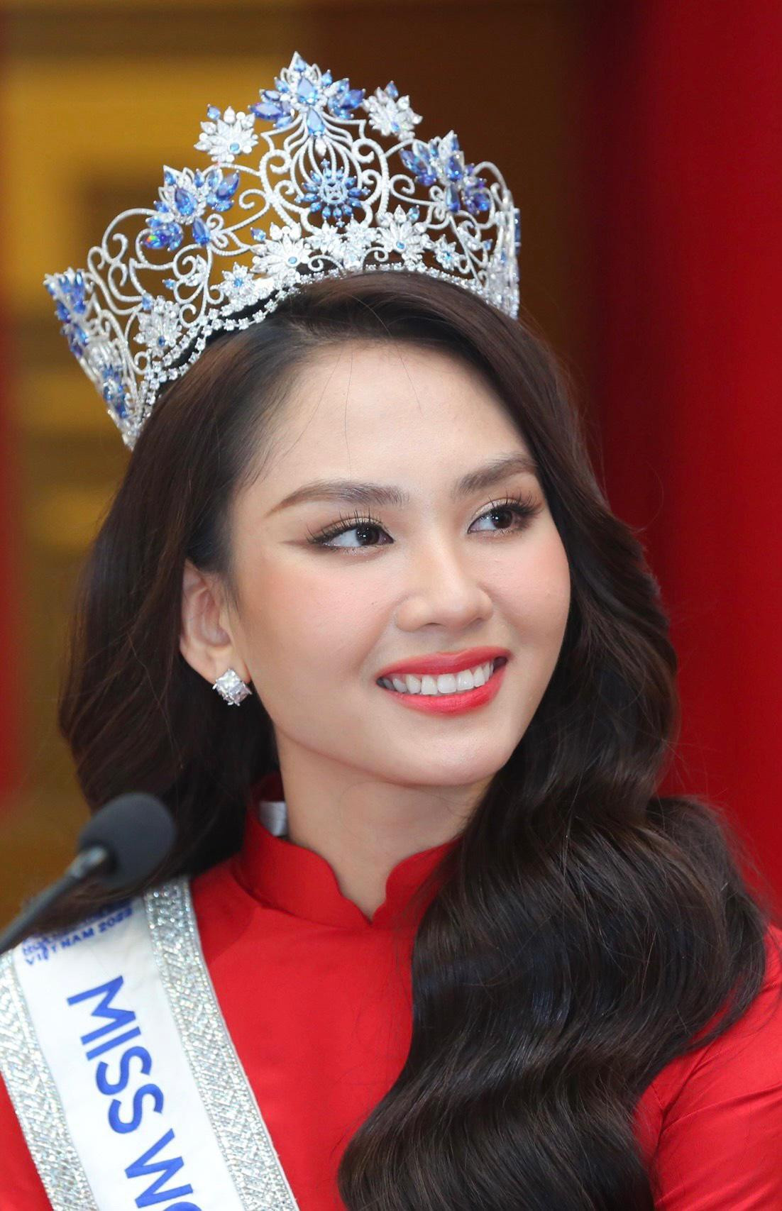 Hoa hậu Mai Phương sẽ nhận trọng trách đại diện Việt Nam tham dự cuộc thi Hoa hậu Thế giới 2022. Hoa hậu Mai Phương sẽ nhận trọng trách đại diện Việt Nam tham dự cuộc thi Hoa hậu Thế giới 2022.