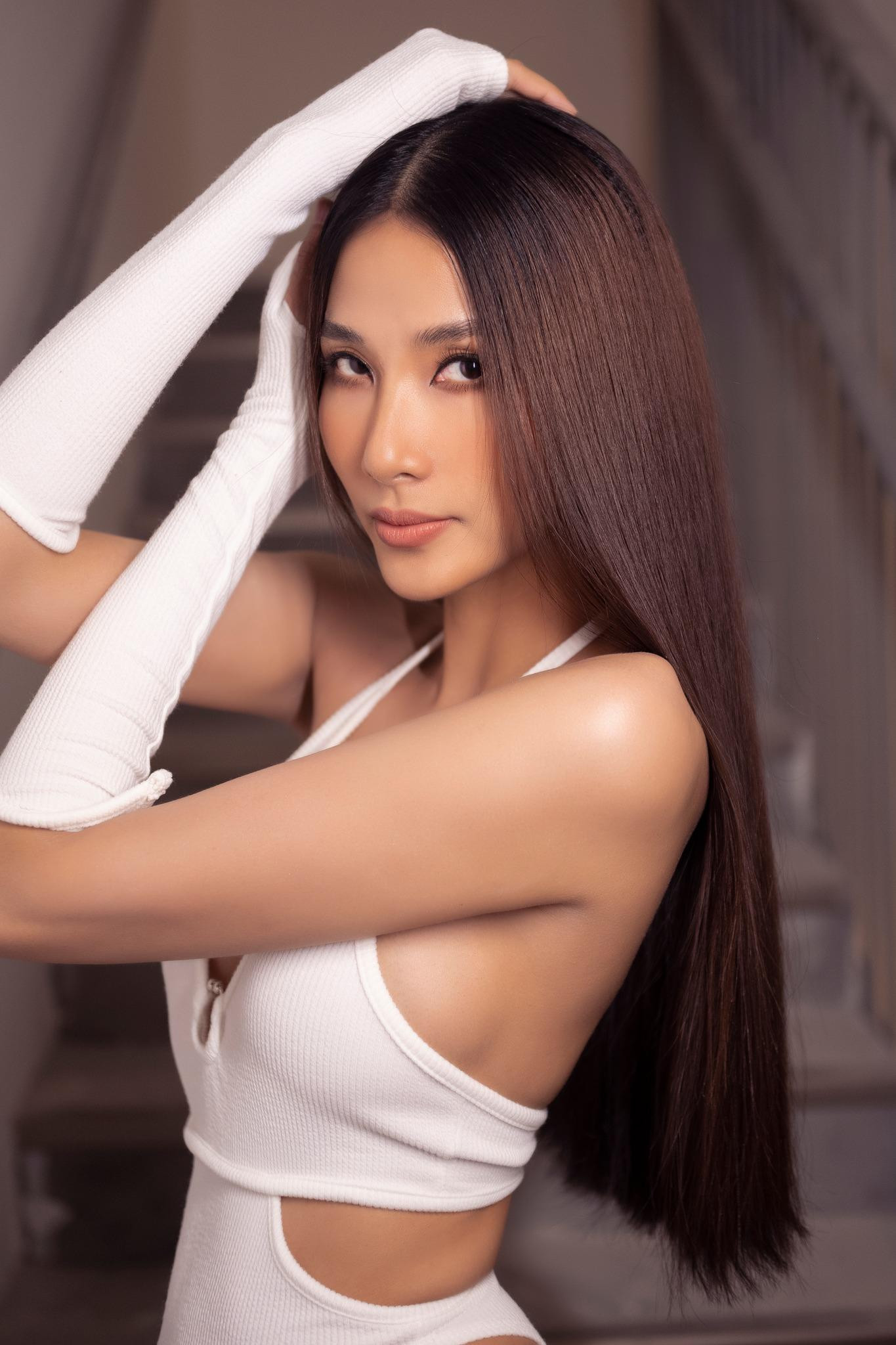 Hiện tại, Hoàng Thuỳ đang tập trung vào lĩnh vực đào tạo người mẫu.