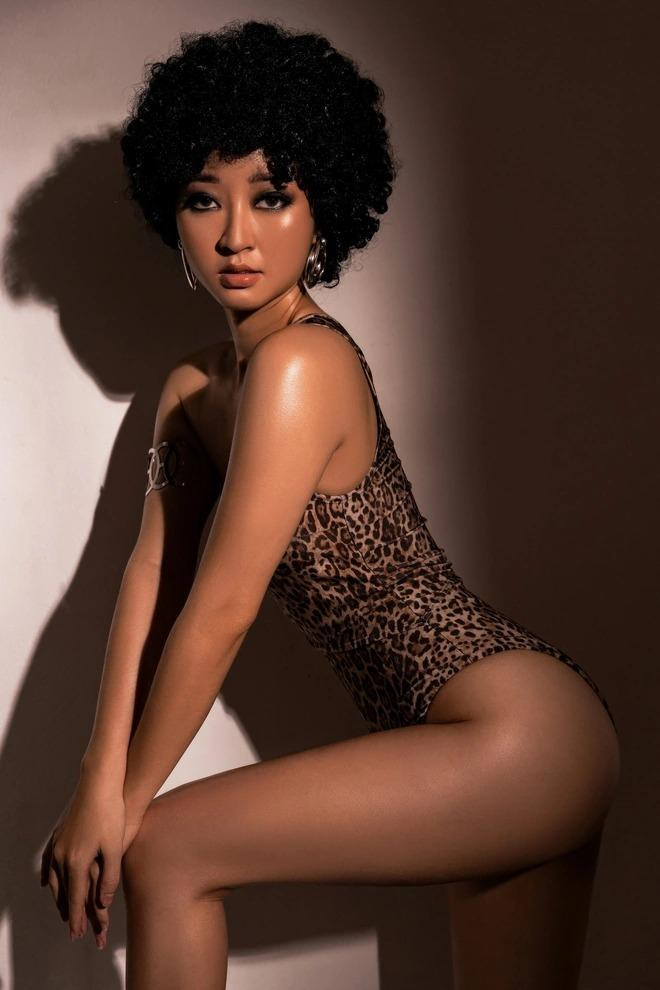 Cô nàng sinh năm 1997, sở hữu nhan sắc cá tính.