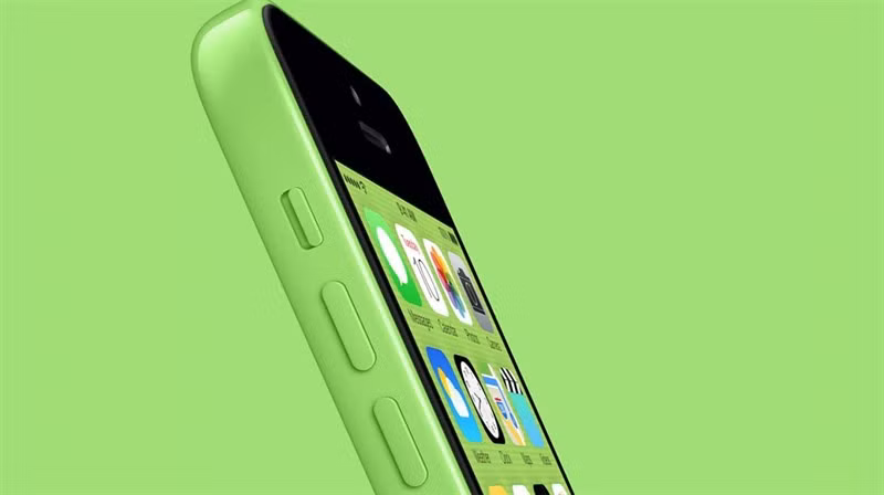 Có hay không việc iPhone 15 sẽ có kiểu dáng bo tròn giống iPhone 5c trong thời gian tới? (Ảnh: PhoneArena)