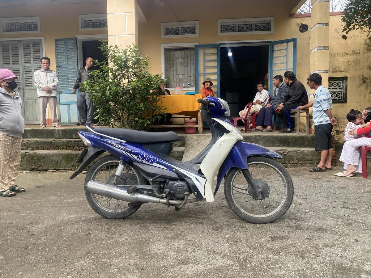 Chiếc xe máy mượn của người thân mà anh T. dùng đi giao hàng ngày 17/1. (Ảnh: B.D) Chiếc xe máy mượn của người thân mà anh T. dùng đi giao hàng ngày 17/1. (Ảnh: B.D)