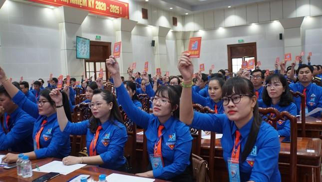 Đại biểu tham gia biểu quyết tại đại hội. (Ảnh: Hòa Hội) Đại biểu tham gia biểu quyết tại đại hội. (Ảnh: Hòa Hội)