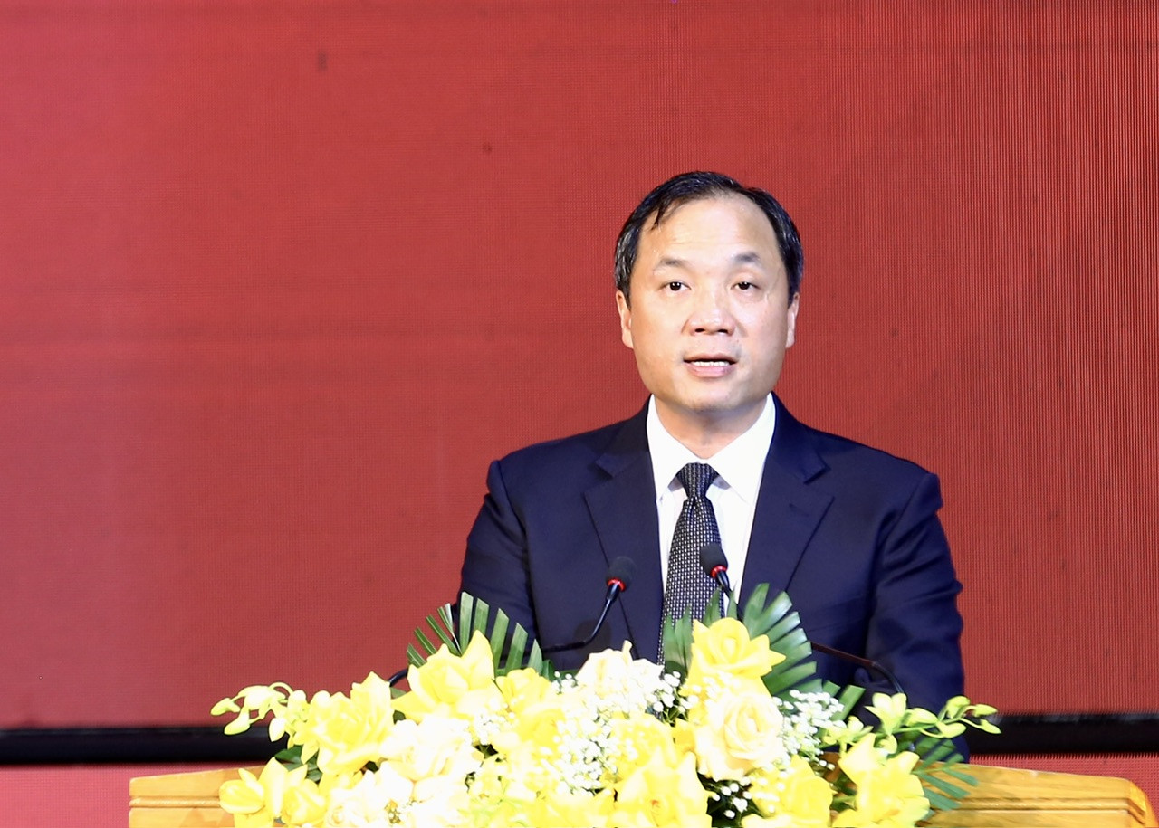 Bí thư Tỉnh ủy Hoàng Trung Dũng ôn lại thân thế, cuộc đời và sự nghiệp của đồng chí Lý Tự Trọng - người đoàn viên thanh niên cộng sản đầu tiên.