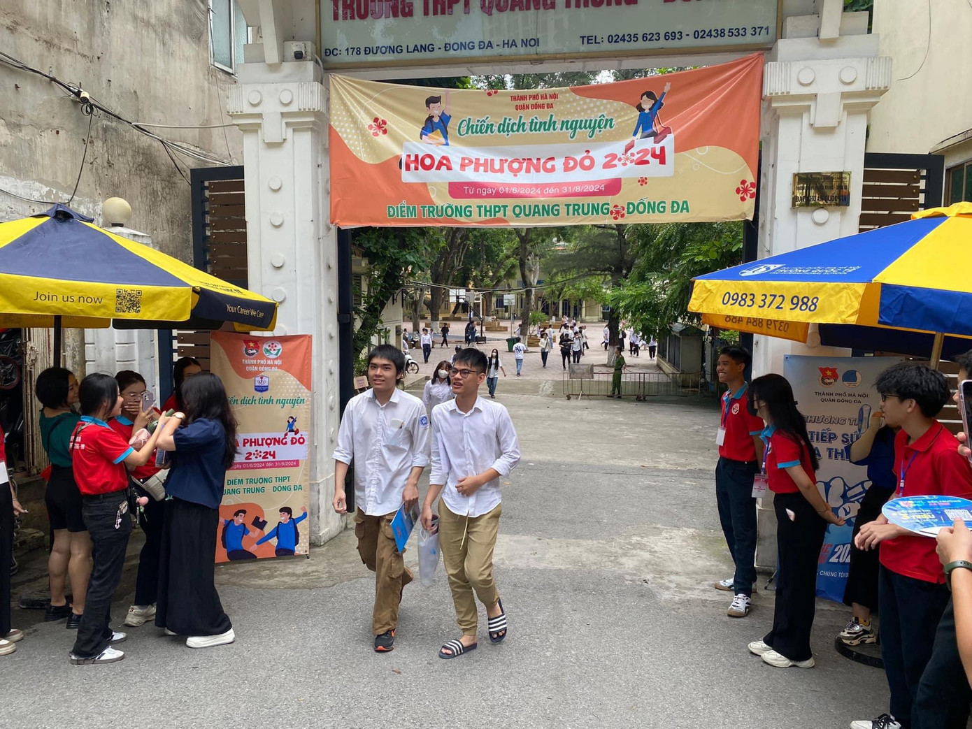 Thí sinh tham dự kỳ thi Tốt nghiệp THPT Quốc gia năm 2024 tại điểm thi THPT Quang Trung - Đống Đa (Hà Nội). (Ảnh: Phương Thảo)