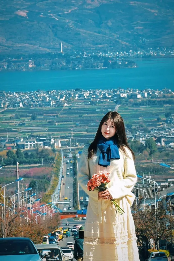 Hình ảnh tại Thương Nhĩ Đại Đạo gây chú ý trên mạng xã hội Douyin của Trung Quốc. Hình ảnh tại Thương Nhĩ Đại Đạo gây chú ý trên mạng xã hội Douyin của Trung Quốc.