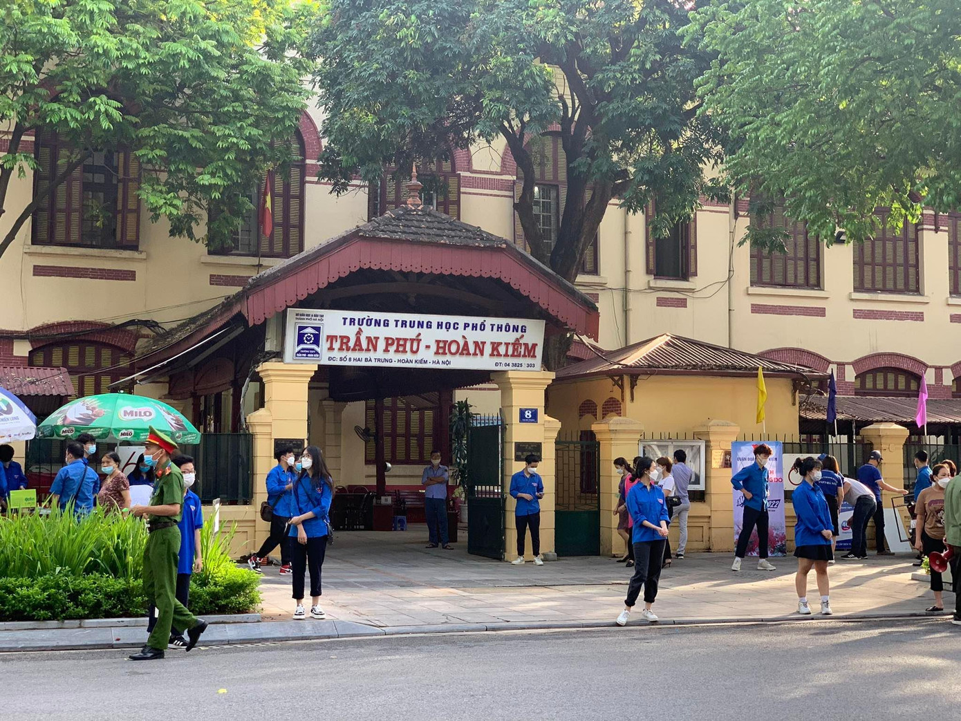 Điểm thi tại trường THPT Trần Phú - Hoàn Kiếm. Điểm thi tại trường THPT Trần Phú - Hoàn Kiếm.