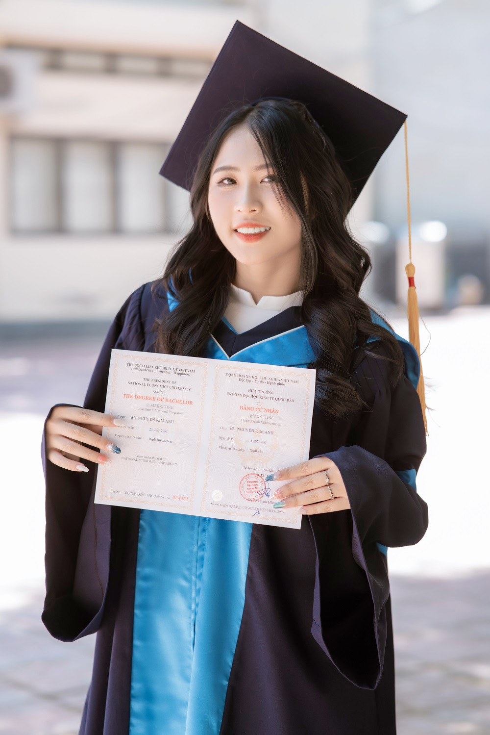 Nữ sinh NEU trúng tuyển thẳng vào Học viện Cảnh sát Nhân dân. Nữ sinh NEU trúng tuyển thẳng vào Học viện Cảnh sát Nhân dân.