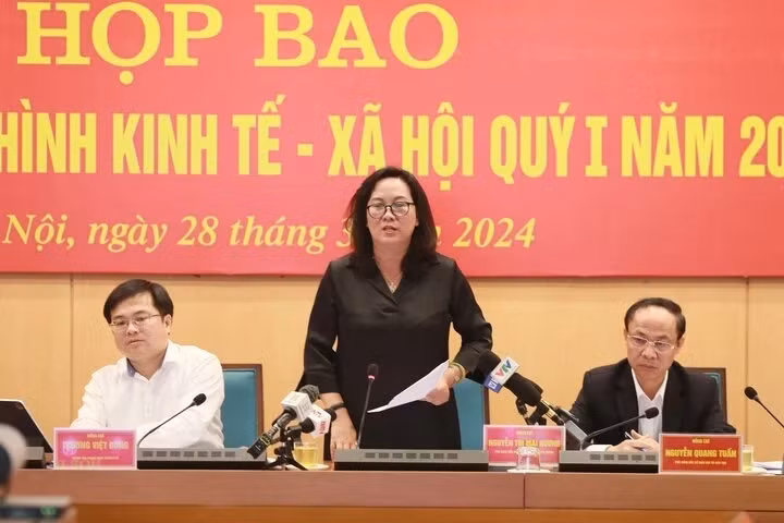Lãnh đạo Sở TT&TT Hà Nội cho biết đến nay, Thanh tra Sở chưa trực tiếp làm việc, do đó việc kết luận với vi phạm của người này có thể còn quá sớm. (Ảnh: Sở TT&TT) Lãnh đạo Sở TT&TT Hà Nội cho biết đến nay, Thanh tra Sở chưa trực tiếp làm việc, do đó việc kết luận với vi phạm của người này có thể còn quá sớm. (Ảnh: Sở TT&TT)