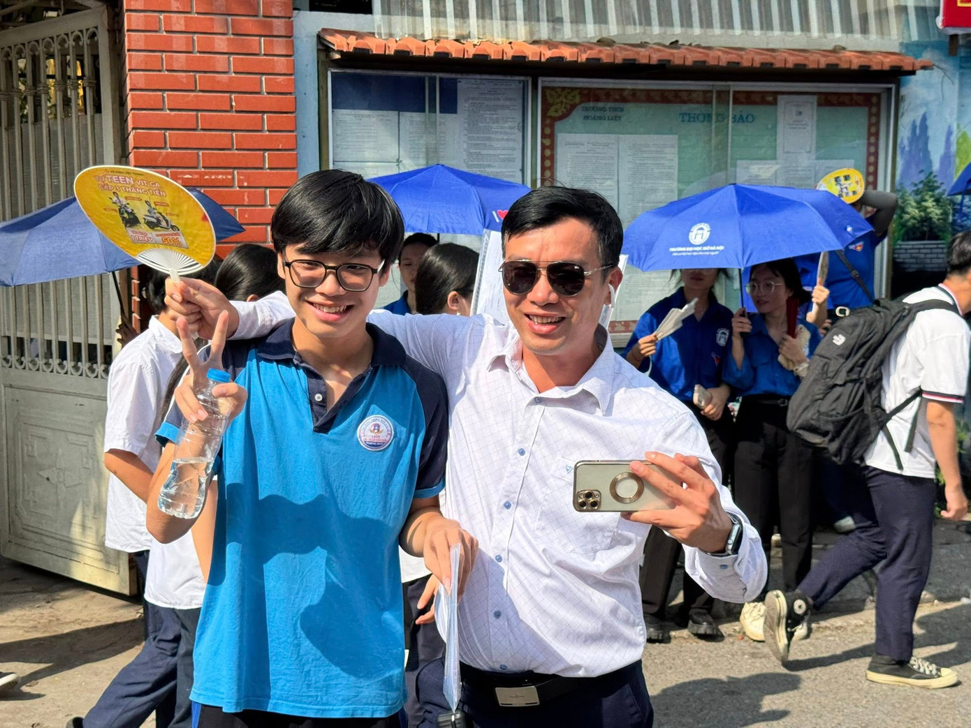 Thí sinh tại điểm thi trường THPT Việt Nam - Ba Lan. (Ảnh: Linh Phương)