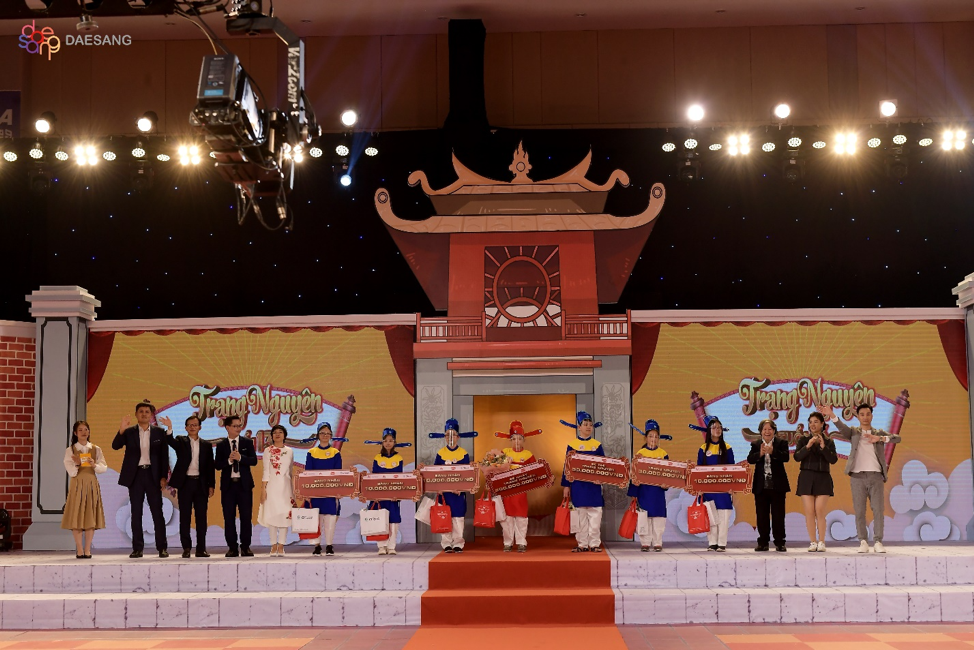 7 thí sinh xuất sắc chung cuộc. 7 thí sinh xuất sắc chung cuộc.