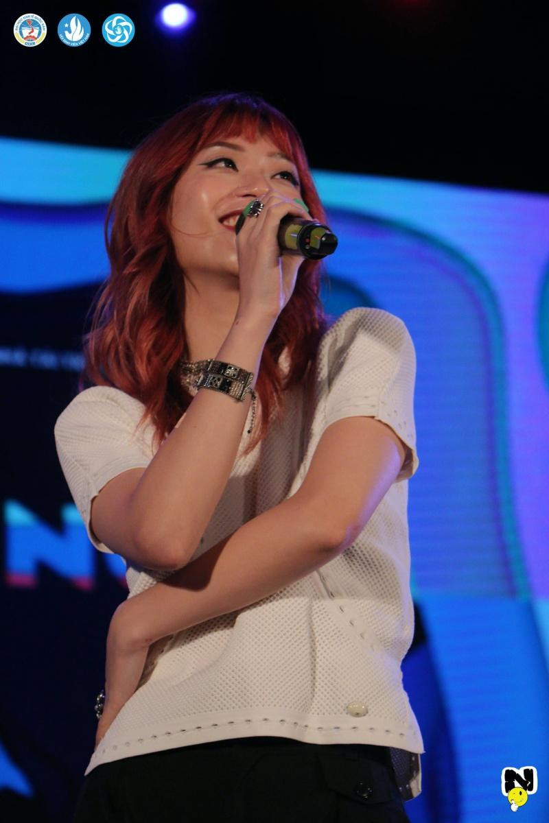 Hoà mình vào không gian âm nhạc da diết, sâu lắng cùng Marzuz. Hoà mình vào không gian âm nhạc da diết, sâu lắng cùng Marzuz.