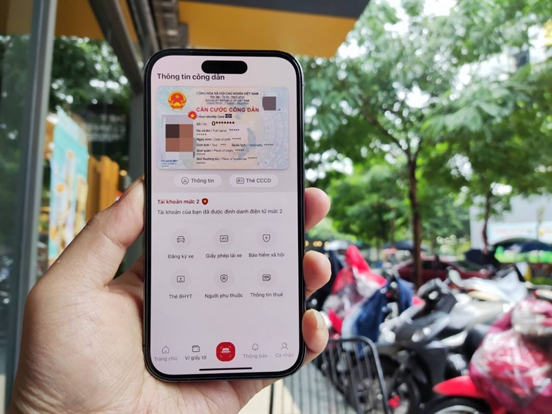 Việc sử dụng tài khoản định danh điện tử mức độ 2 đối với hành khách đi máy bay đã được thí điểm tại một số sân bay. Việc sử dụng tài khoản định danh điện tử mức độ 2 đối với hành khách đi máy bay đã được thí điểm tại một số sân bay.