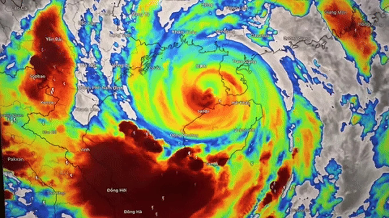 Đến 9h sáng nay, bão Yagi cách Hải Phòng - Quảng Ninh hơn 100km. (Ảnh: Windy)
