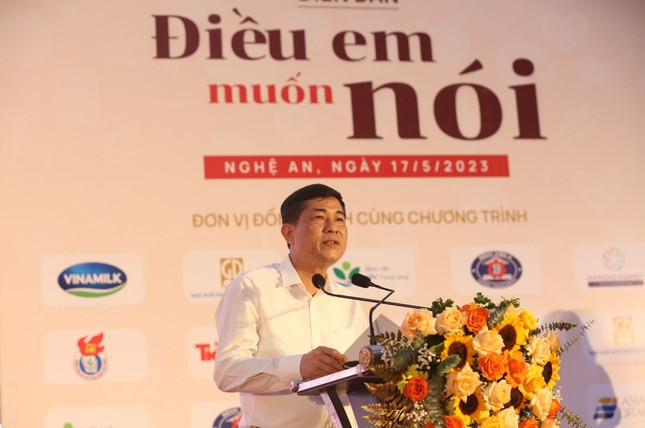 GS.TS Thái Văn Thành - Giám đốc Sở Giáo dục và Đào tạo Nghệ An. GS.TS Thái Văn Thành - Giám đốc Sở Giáo dục và Đào tạo Nghệ An.