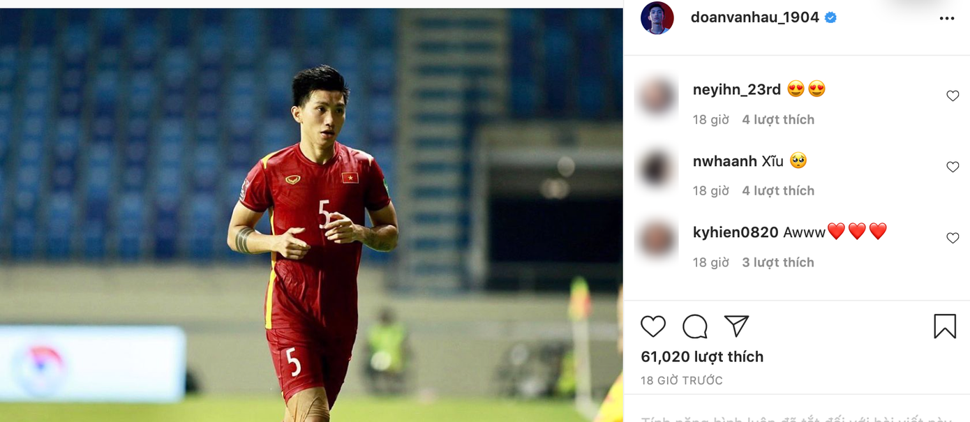 Đoàn Văn Hậu vẫn tiếp tục đăng ảnh "nam thần sân cỏ". Đoàn Văn Hậu vẫn tiếp tục đăng ảnh "nam thần sân cỏ".