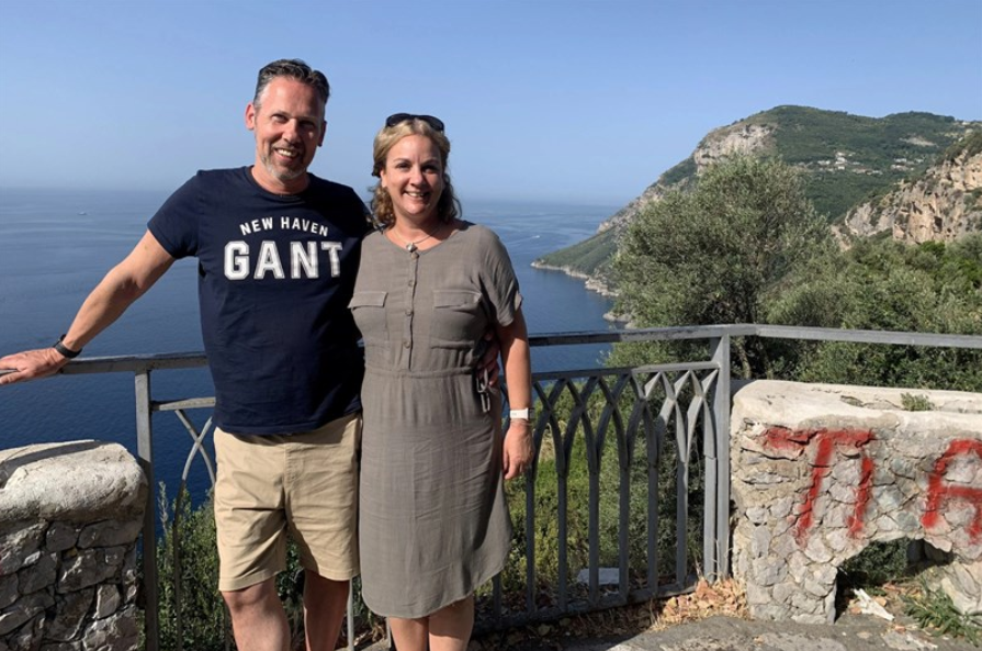 David Last và vợ. David Last và vợ.